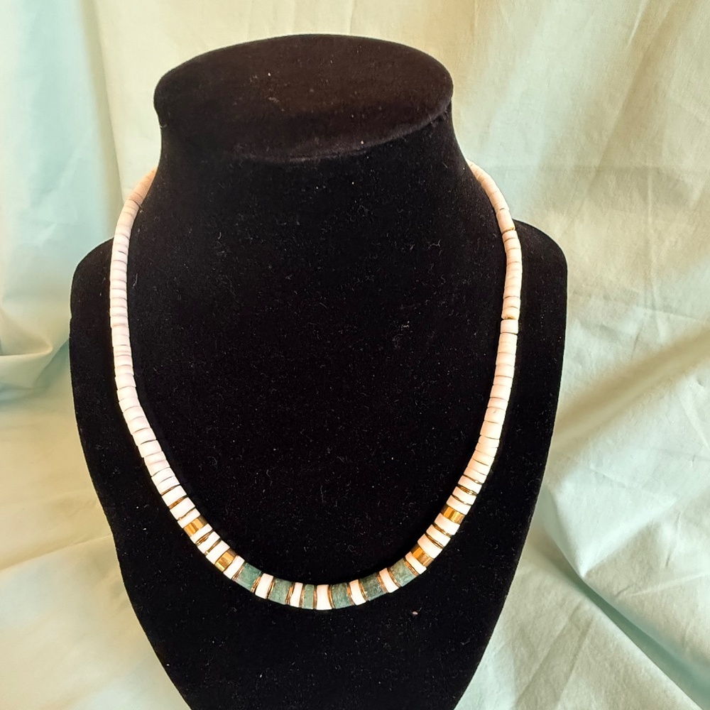 Vintage Heishe Aventurine and Quartz stone and brass necklace 17.5 inches - Picture 2 of 13